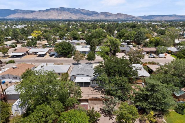 1305 Chama Street NE, Albuquerque, NM 87110
