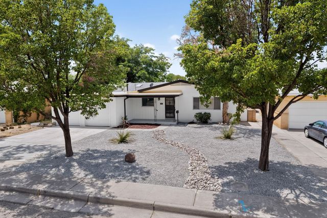 1305 Chama Street NE, Albuquerque, NM 87110