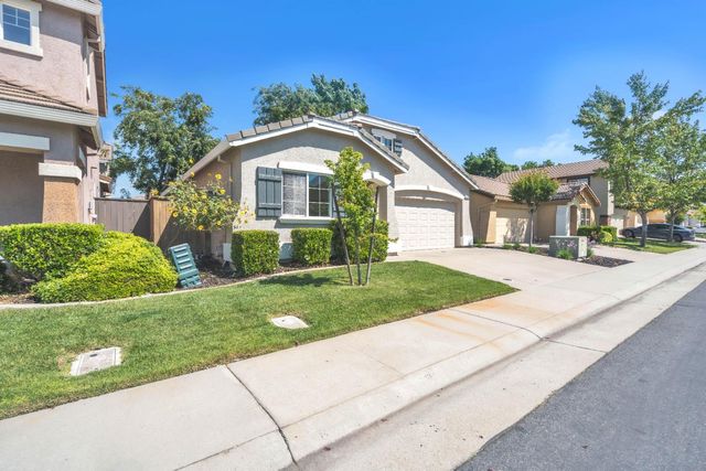 1650 Grey Bunny Dr, Roseville, CA 95747