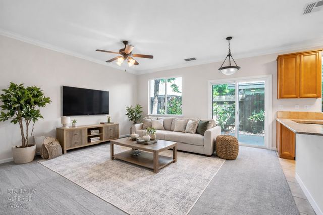 1650 Grey Bunny Dr, Roseville, CA 95747