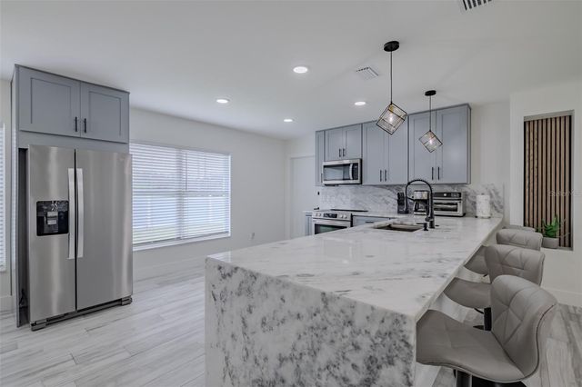 23700 LAKE HILLS DRIVE, Lutz, FL 33559