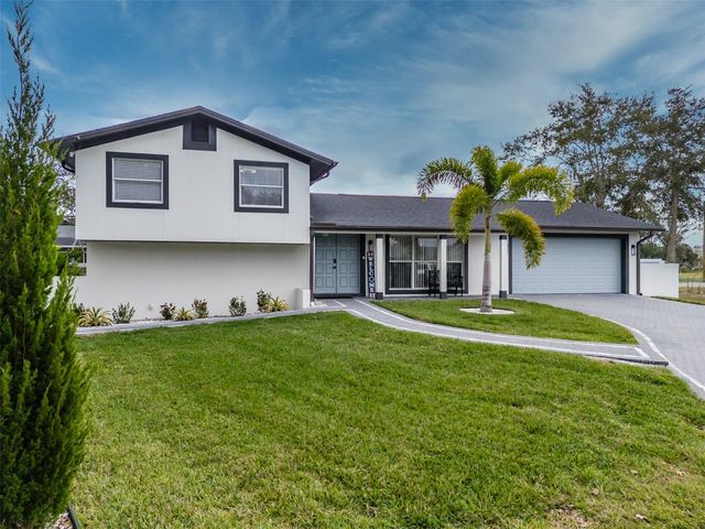 23700 LAKE HILLS DRIVE, Lutz, FL 33559