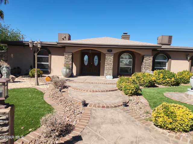 14800 KINGSTON DR Road, Horizon City, TX 79928