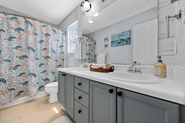 10023 Winding Branches Drive SE, Belville, NC 28451