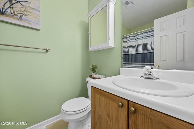 10023 Winding Branches Drive SE, Belville, NC 28451