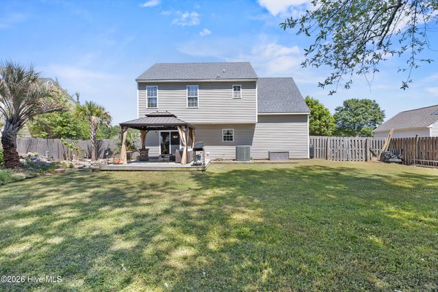 10023 Winding Branches Drive SE, Belville, NC 28451