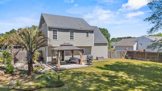 10023 Winding Branches Drive SE, Belville, NC 28451