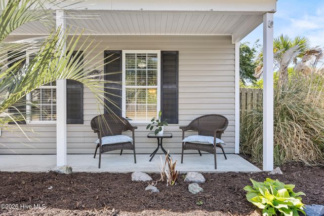 10023 Winding Branches Drive SE, Belville, NC 28451