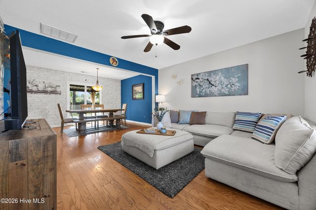 10023 Winding Branches Drive SE, Belville, NC 28451