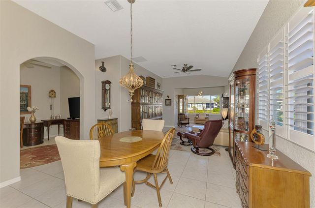 1771 FOUNTAIN VIEW CIRCLE, Venice, FL 34292