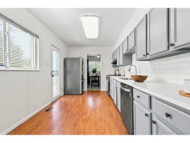 9231 Clayton St, Thornton, CO 80229