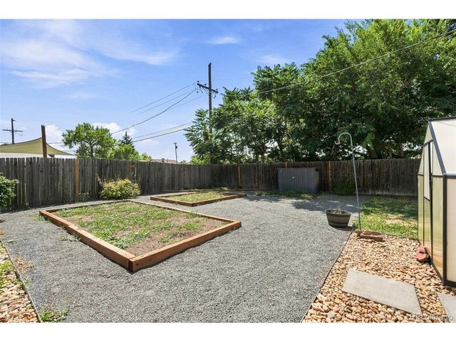 9231 Clayton St, Thornton, CO 80229