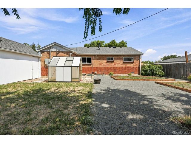 9231 Clayton St, Thornton, CO 80229