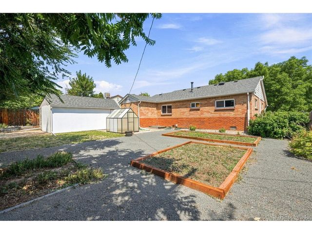9231 Clayton St, Thornton, CO 80229