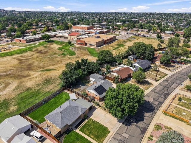 9231 Clayton St, Thornton, CO 80229