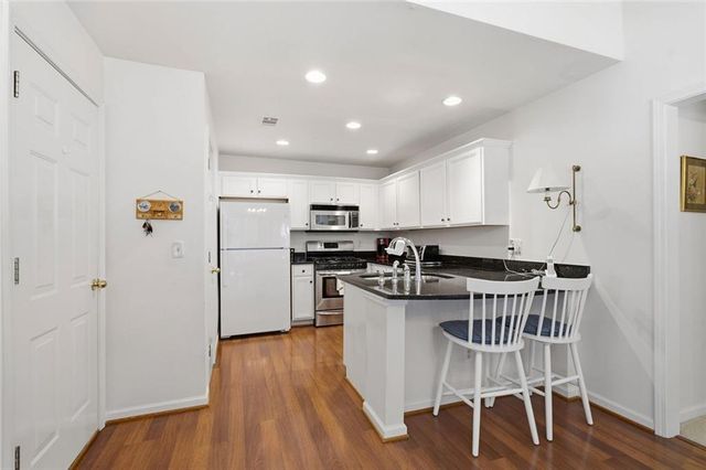 239 Park Place, Woodstock, GA 30189