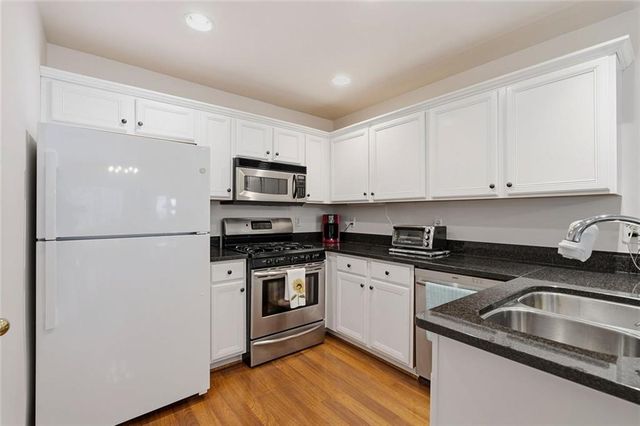 239 Park Place, Woodstock, GA 30189