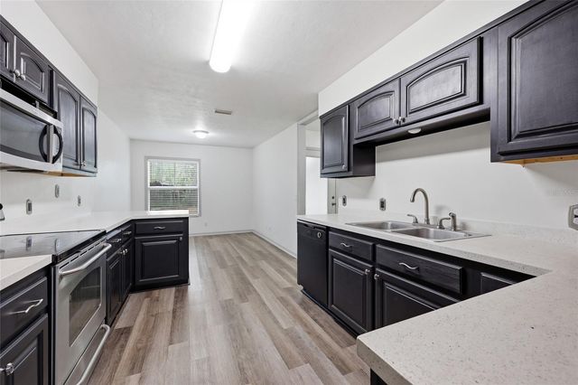 25103 NW 8TH AVENUE, Newberry, FL 32669