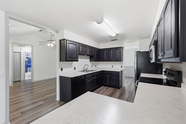 25103 NW 8TH AVENUE, Newberry, FL 32669