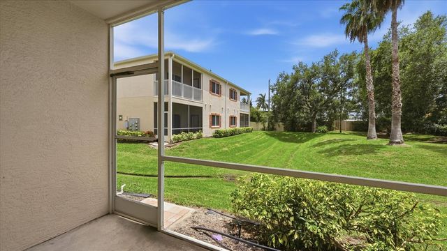 3958 MEDITERRANEA CIRCLE 411, Sarasota, FL 34233
