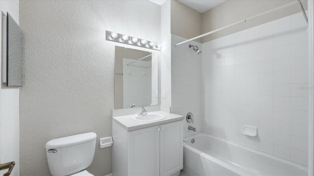 3958 MEDITERRANEA CIRCLE 411, Sarasota, FL 34233