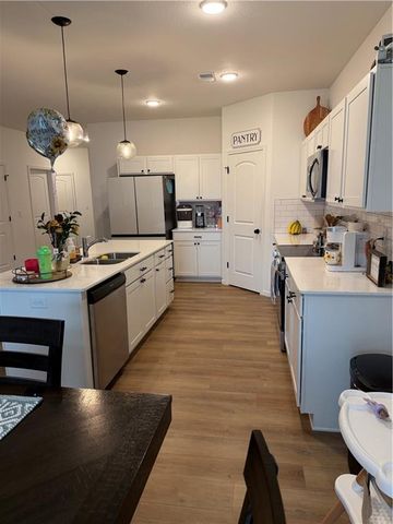 3060 NW 96th Street, Kansas City, MO 64154