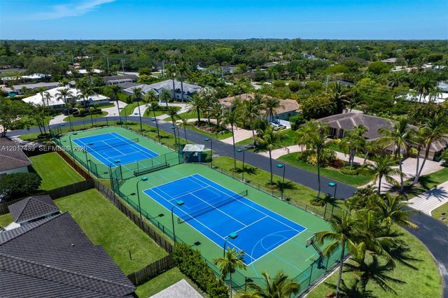 10040 SW 124th St, Miami, FL 33176