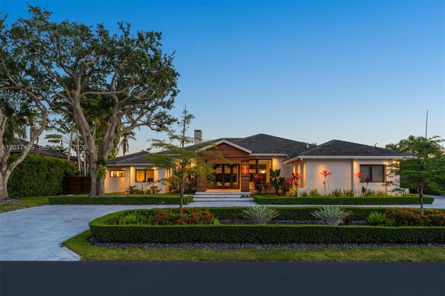 10040 SW 124th St, Miami, FL 33176