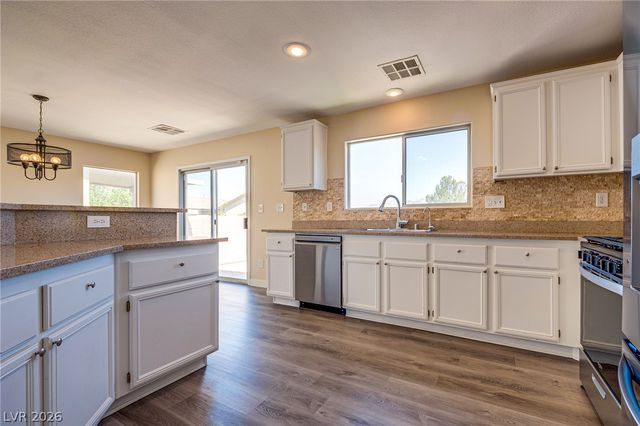 5316 Country Retreat Court, Las Vegas, NV 89131