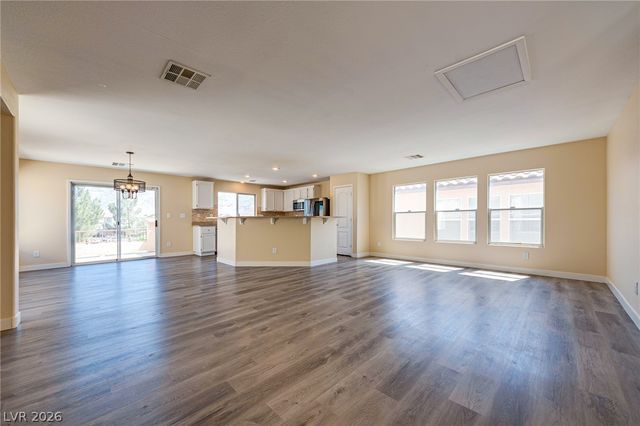 5316 Country Retreat Court, Las Vegas, NV 89131