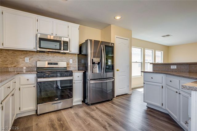 5316 Country Retreat Court, Las Vegas, NV 89131