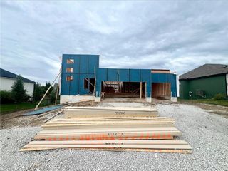 17123 W 197th Street, Spring Hill, KS 66083