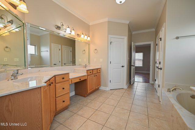 13294 Old Locke Road, Olive Branch, MS 38654