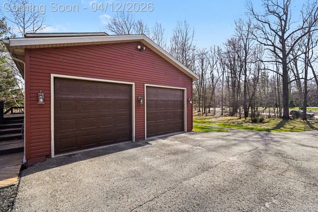 2991 Clark Road, Lapeer Township, MI 48446