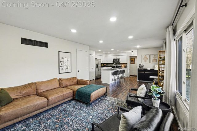 2991 Clark Road, Lapeer Township, MI 48446