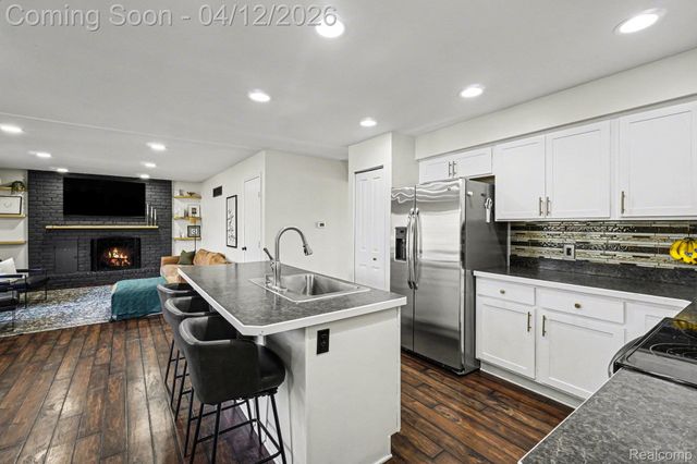 2991 Clark Road, Lapeer Township, MI 48446