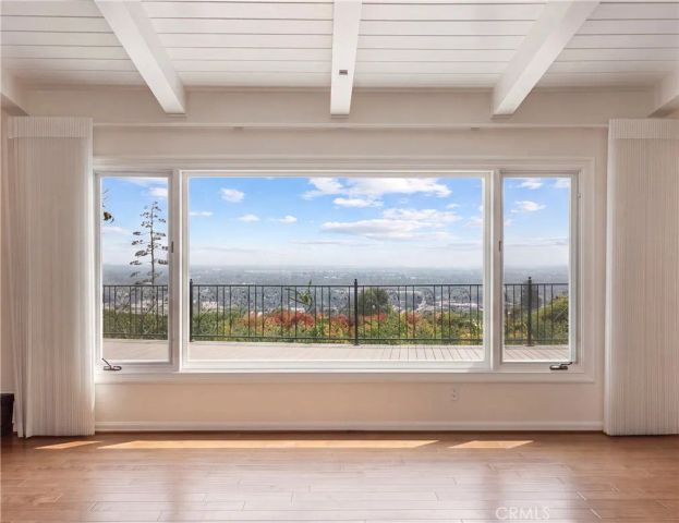 3737 Debstone Ave, Sherman Oaks, CA 91423