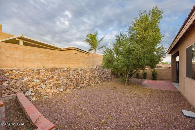 10459 S Drifter Ranch Place, Vail, AZ 85641