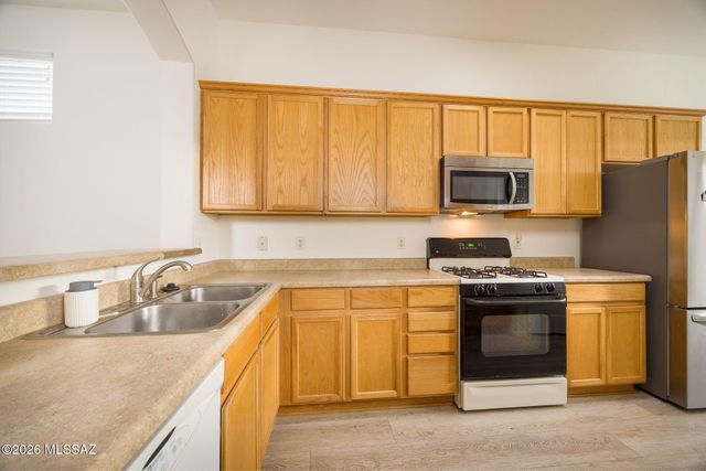 10459 S Drifter Ranch Place, Vail, AZ 85641