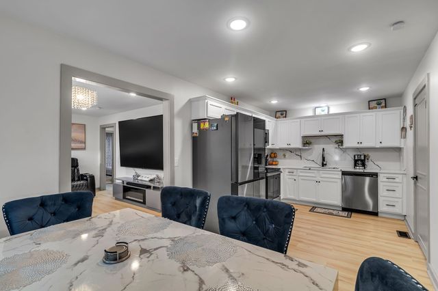 3759 Snell Rd, Murfreesboro, TN 37127