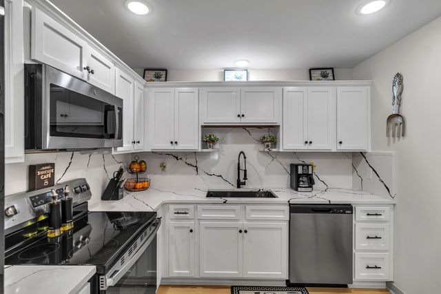 3759 Snell Rd, Murfreesboro, TN 37127