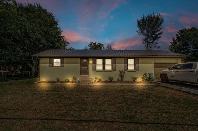 3759 Snell Rd, Murfreesboro, TN 37127