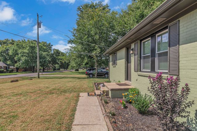 3759 Snell Rd, Murfreesboro, TN 37127