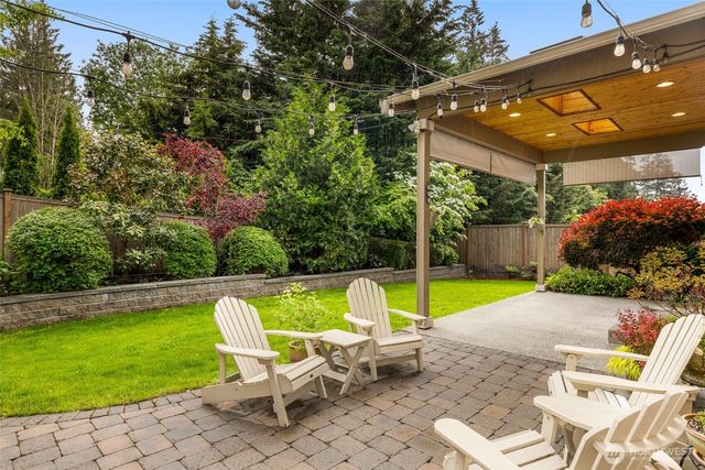 22997 SE 52nd Street, Issaquah, WA 98029