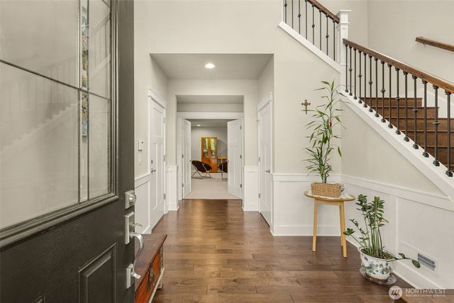 22997 SE 52nd Street, Issaquah, WA 98029
