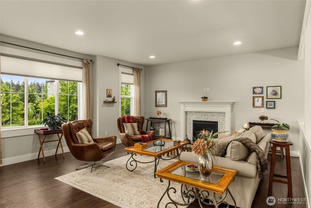 22997 SE 52nd Street, Issaquah, WA 98029