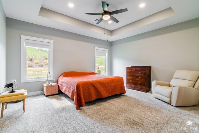 3705 Ames Circle, Manhattan, KS 66502