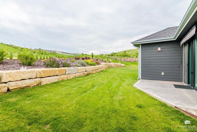 3705 Ames Circle, Manhattan, KS 66502
