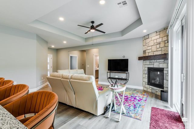 3705 Ames Circle, Manhattan, KS 66502