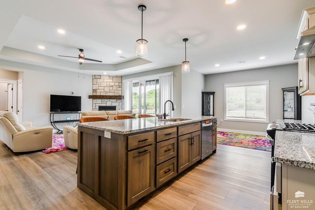 3705 Ames Circle, Manhattan, KS 66502